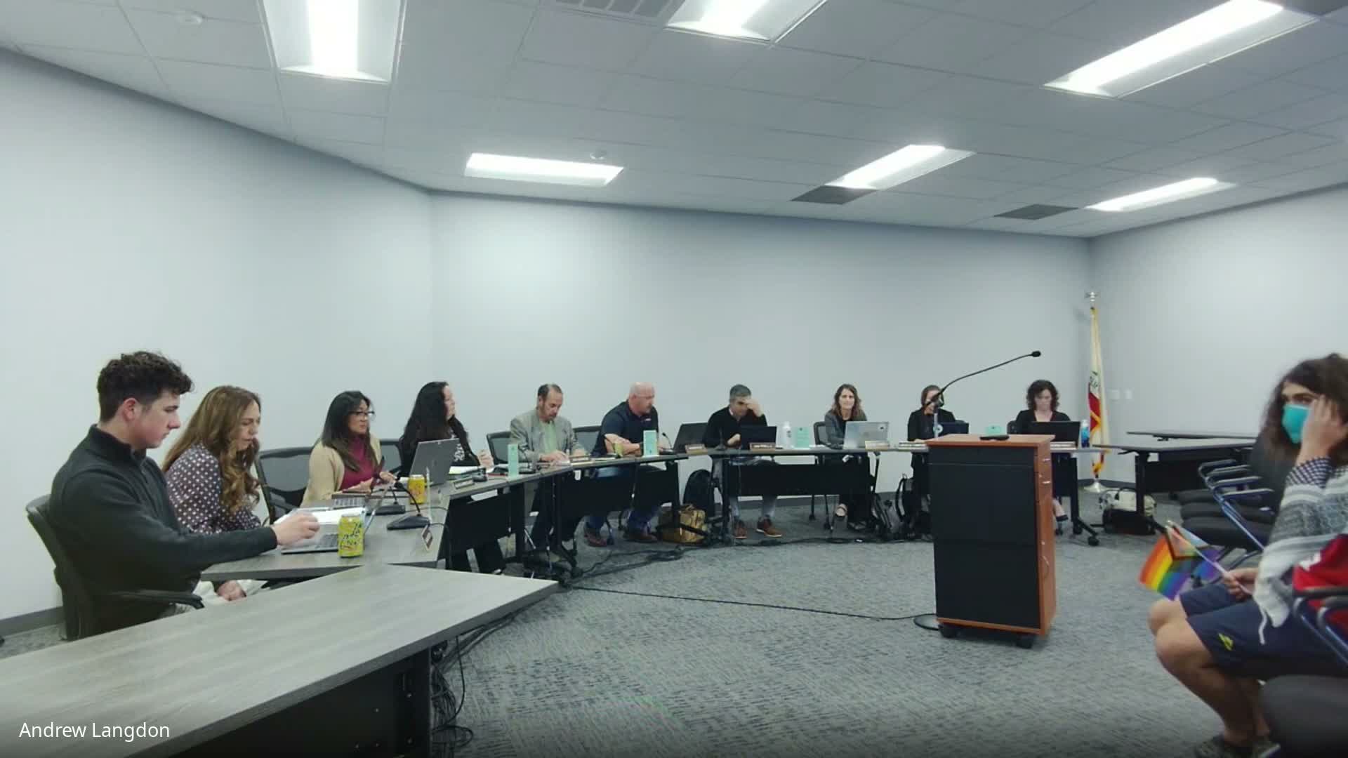 Godot Early College students demonstrate Narcan use and propose community app